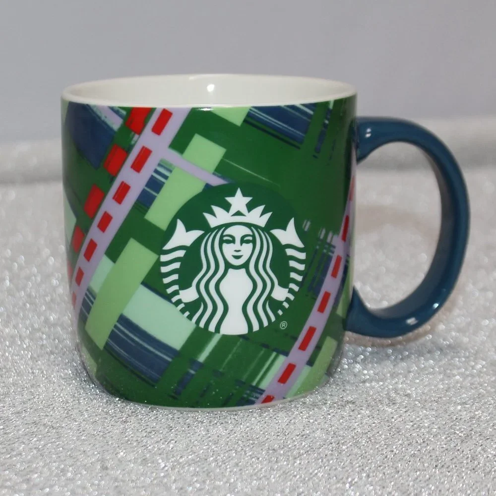 Starbucks 2020 Holiday Christmas Coffee Mug 18 oz
